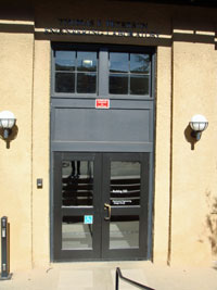 photo of door to Panama Mall entrance to Peterson Building